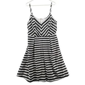 City Chic Size Medium 18 Dress Black White Striped Fit and Flare Pockets